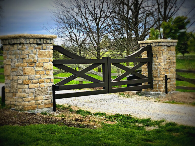 gate & columns